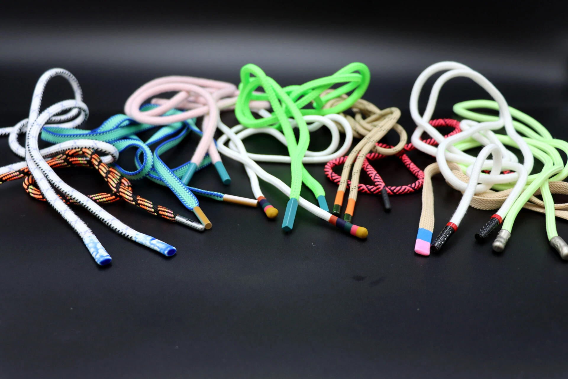 Draw Codes and Laces